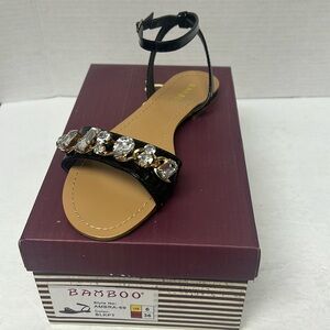 New NIB Bamboo Amara-69 black size 6